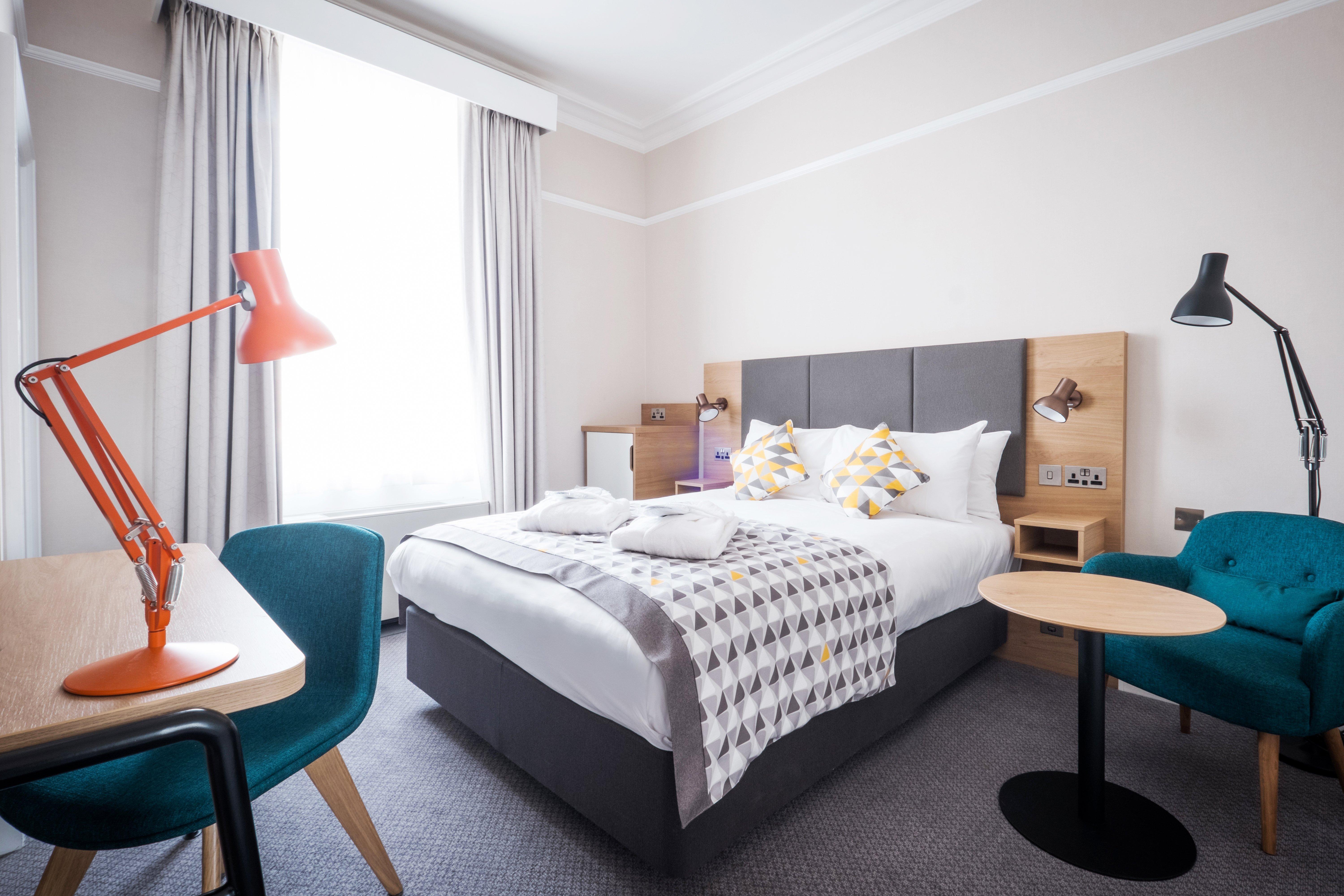 Holiday Inn Farnborough By Ihg Ngoại thất bức ảnh